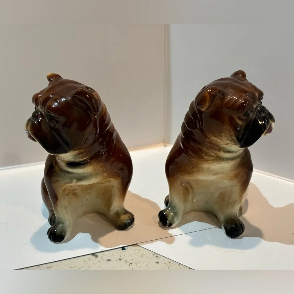 Vintage Antique Bulldog Puppies‎ Salt & Pepper Shakers Set Made in JAPAN